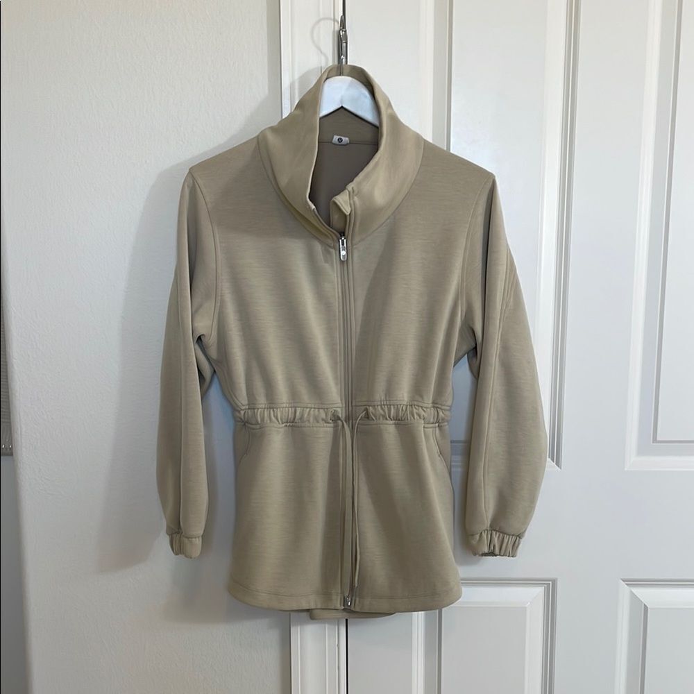 Lululemon Softstreme Cinch Waist Jacket